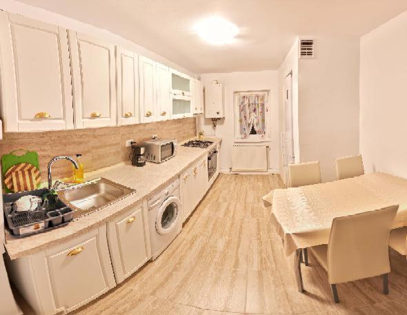 Apartament 2 Camere Cu Loc De Parcare Kluż-Napoka Zewnętrze zdjęcie